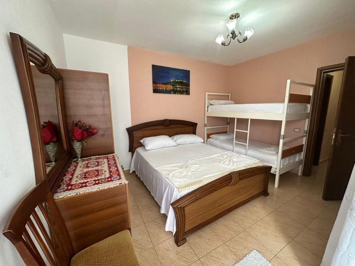 Cozy Apartment In The City Center Shkodër エクステリア 写真